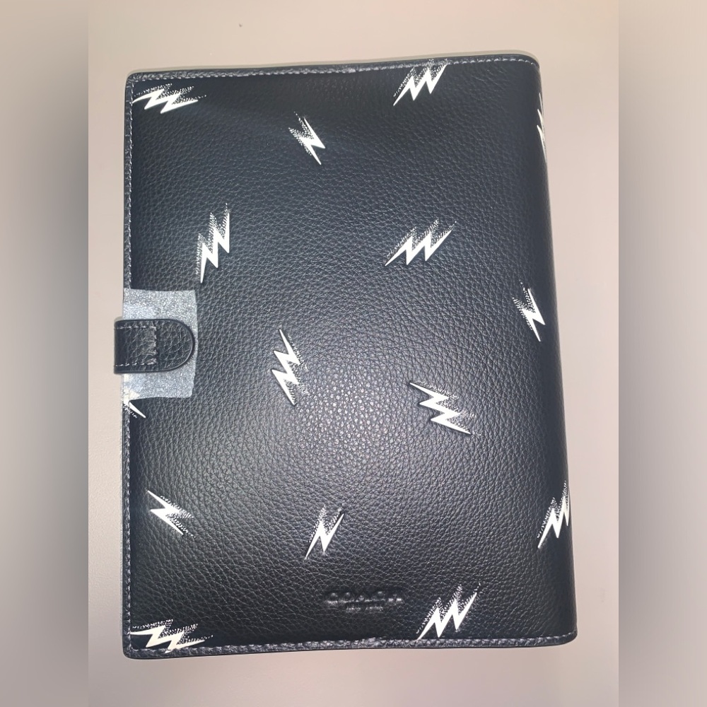 COACH NOTEBOOK AND PENCIL CASE SET - Picture 4 of 6
